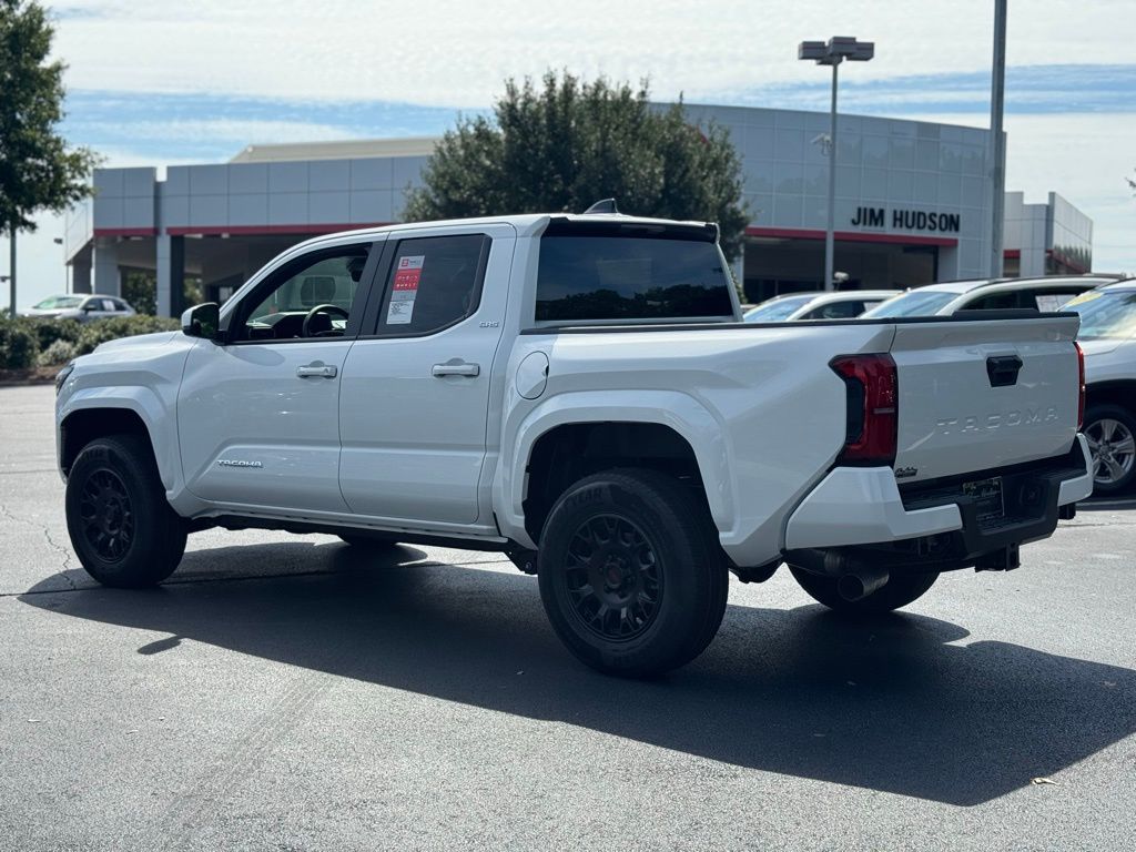 2025 Toyota Tacoma SR5 Double Cab photo 7