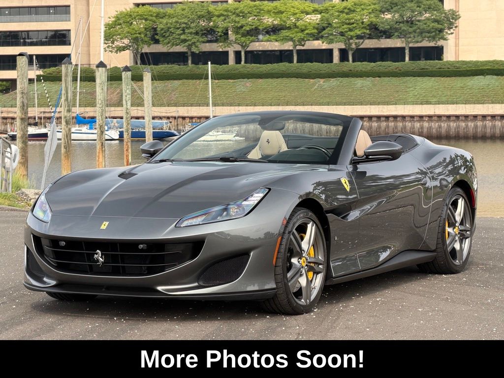 Grigio Silverstone Metallic 2019 Ferrari Portofino Convertible Rear-Wheel Drive 7-Speed Automatic