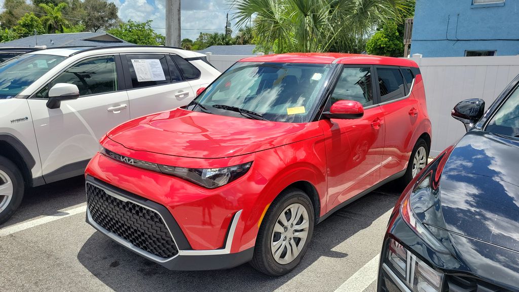 Inferno Red 2024 Kia Soul SUV / Crossover Front-Wheel Drive Continuously Variable Transmission