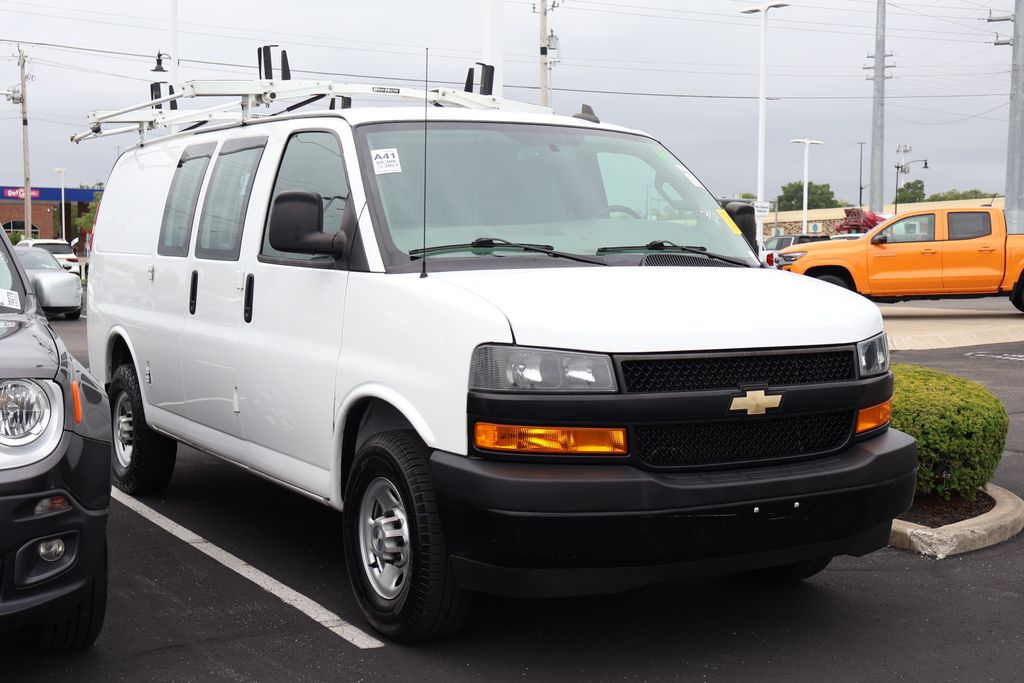 Thumbnail: 2021 Chevrolet Express - 3