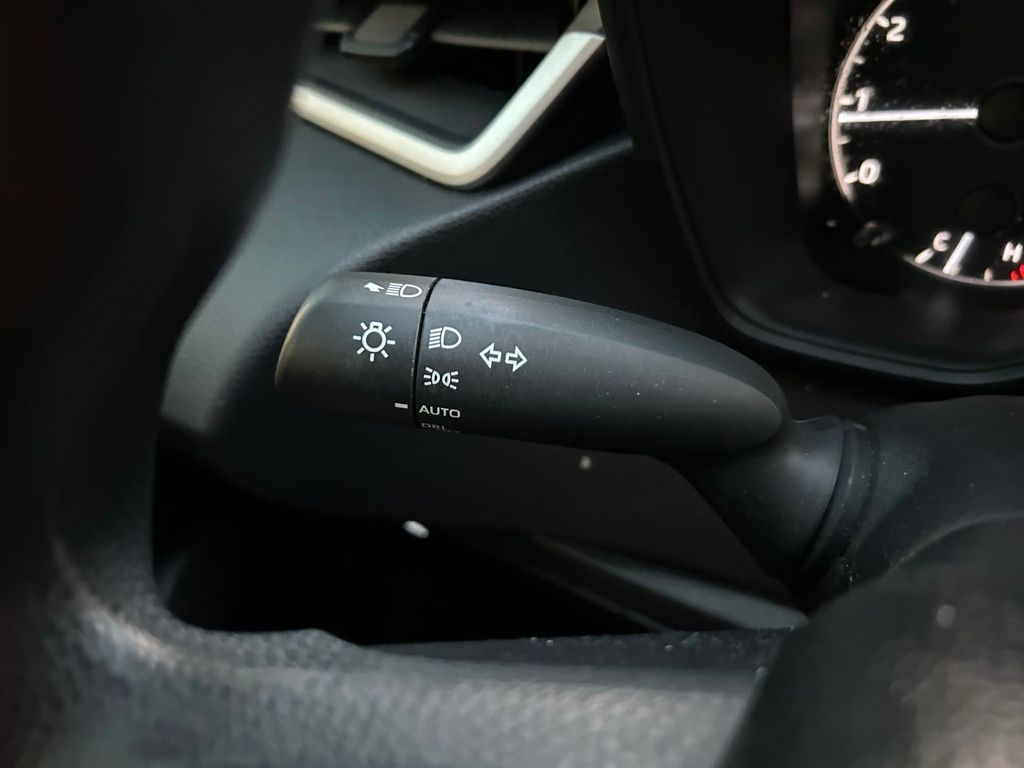 Thumbnail: 2025 Toyota Corolla - 20