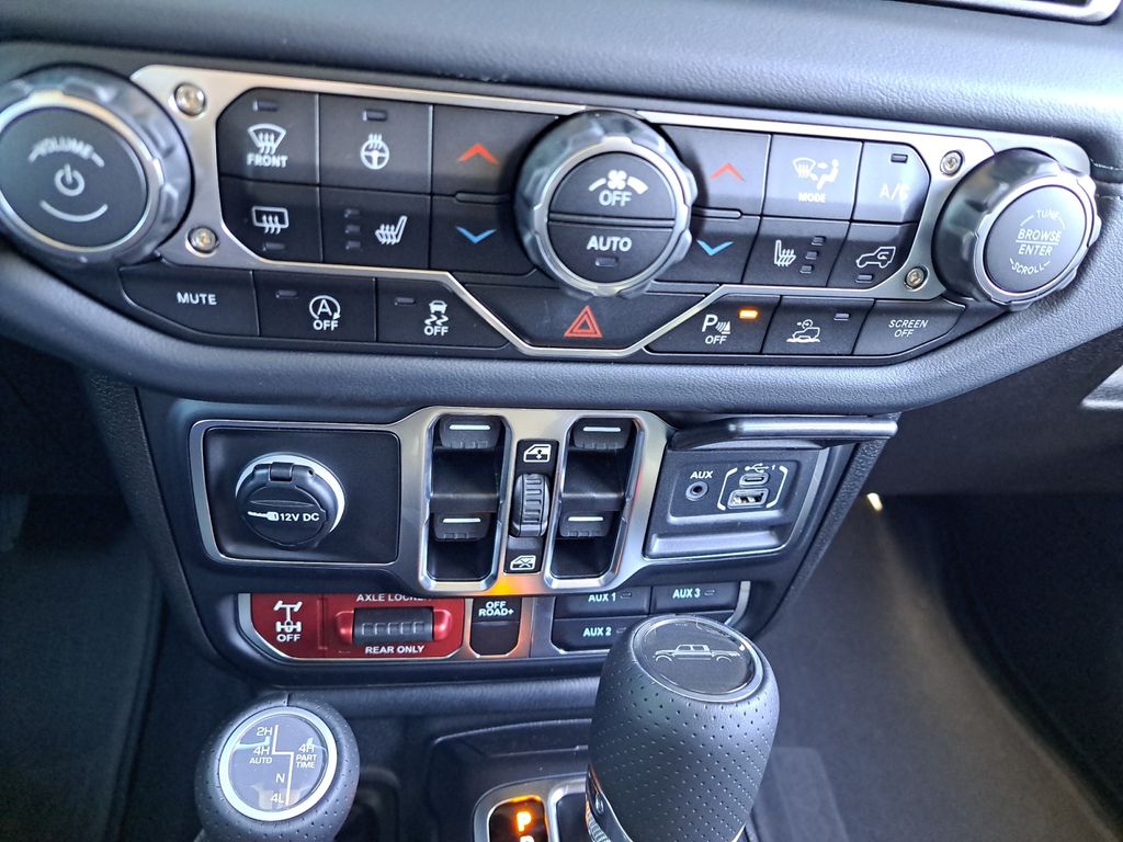 New Car 2025 Jeep Gladiator  Mojave For Sale Under $60,000 In Austin, Texas