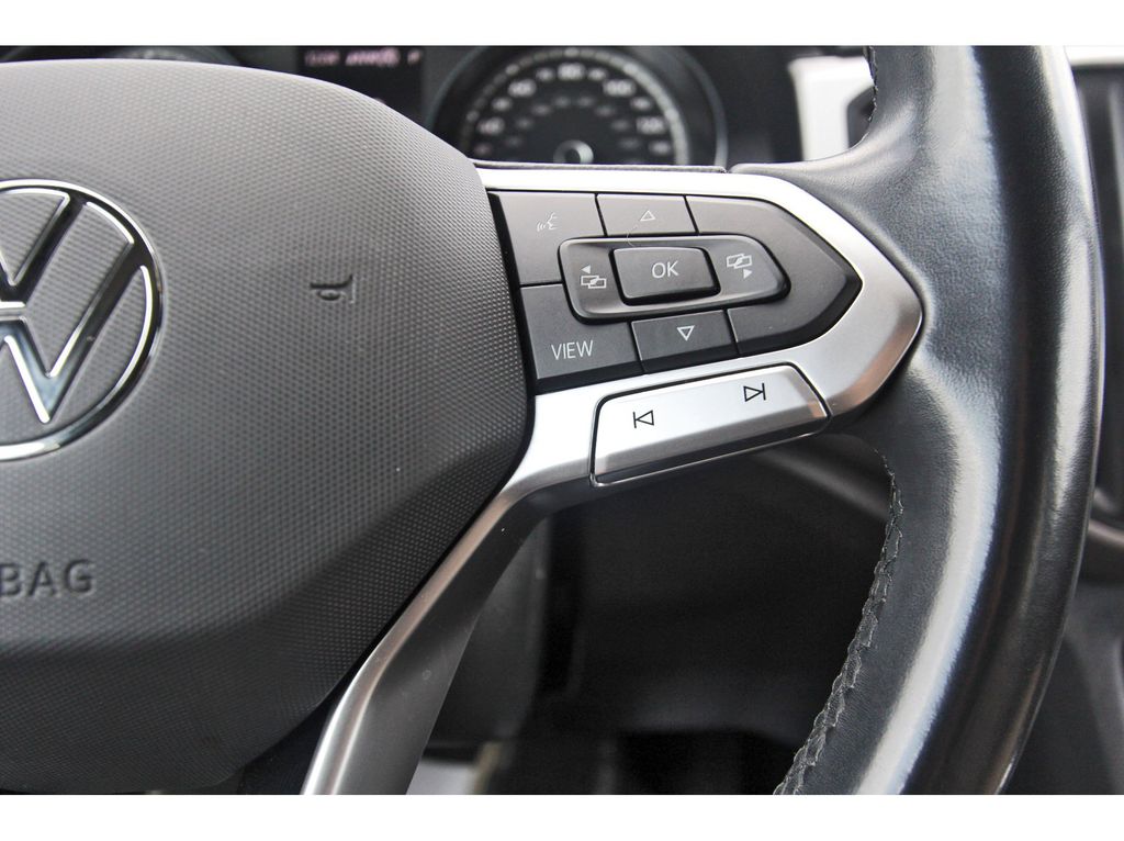 2020 Volkswagen Atlas Cross Sport 3.6L V6 SE w/Technology White at DeMontrond Auto Country