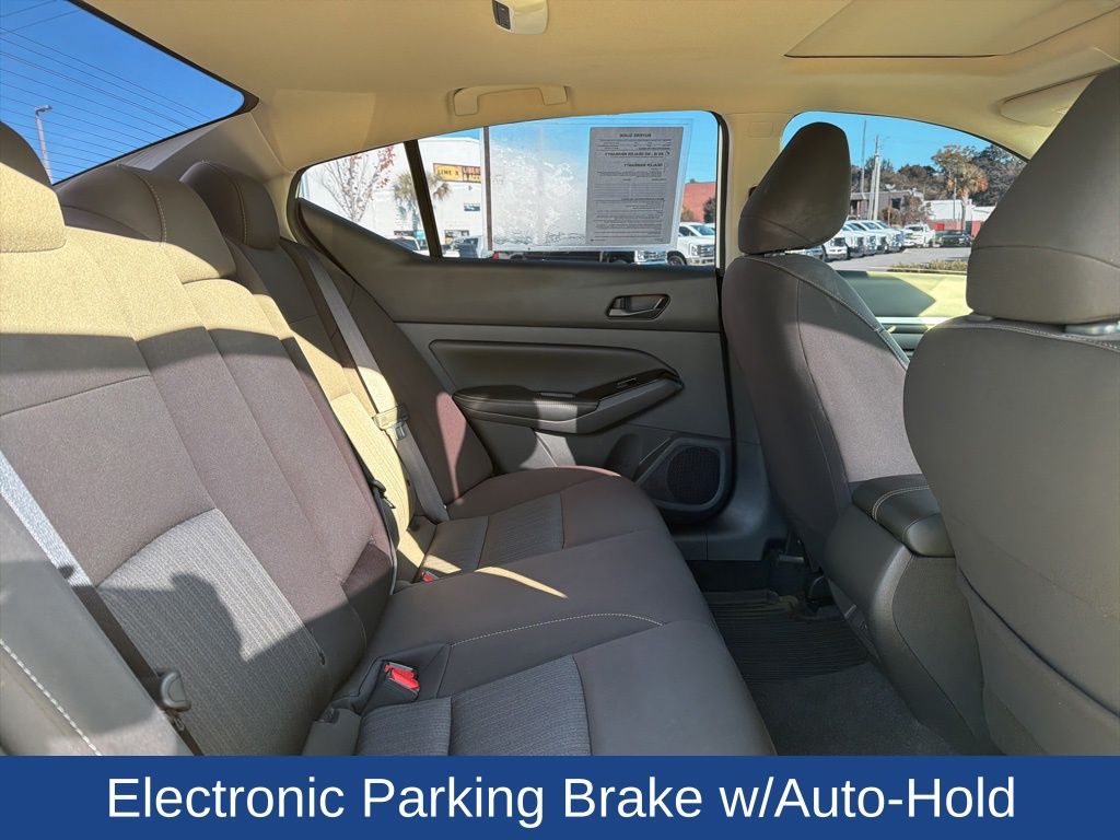 2023 Nissan Altima SV FWD