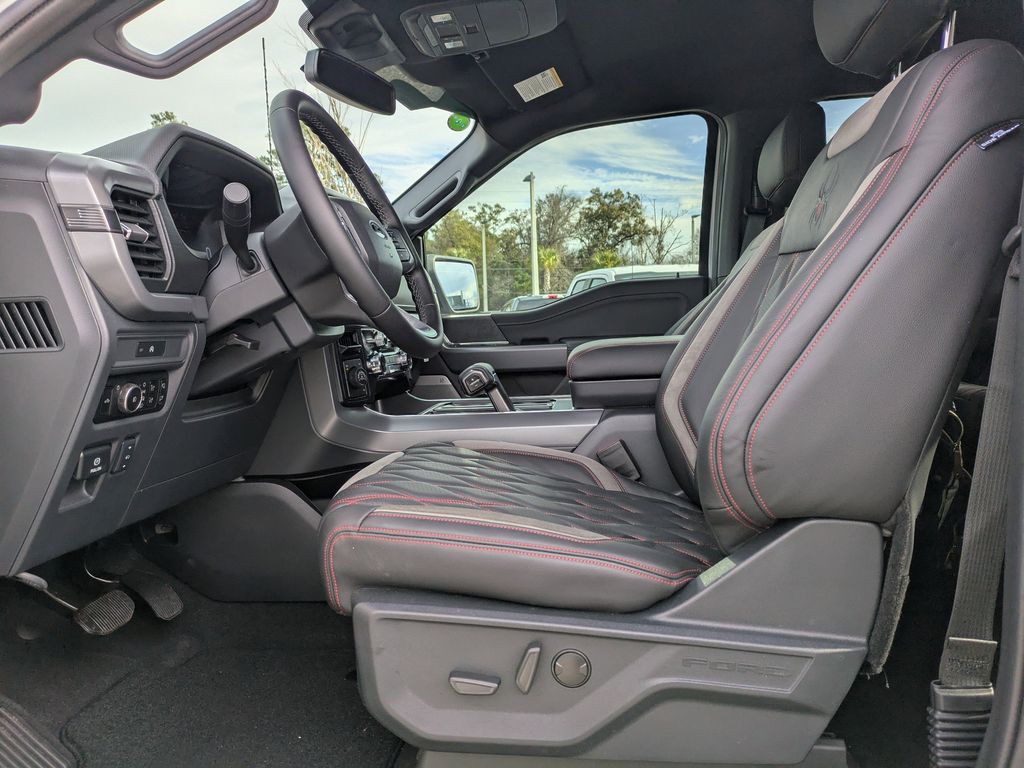 2025 Ford F-150 Black Widow