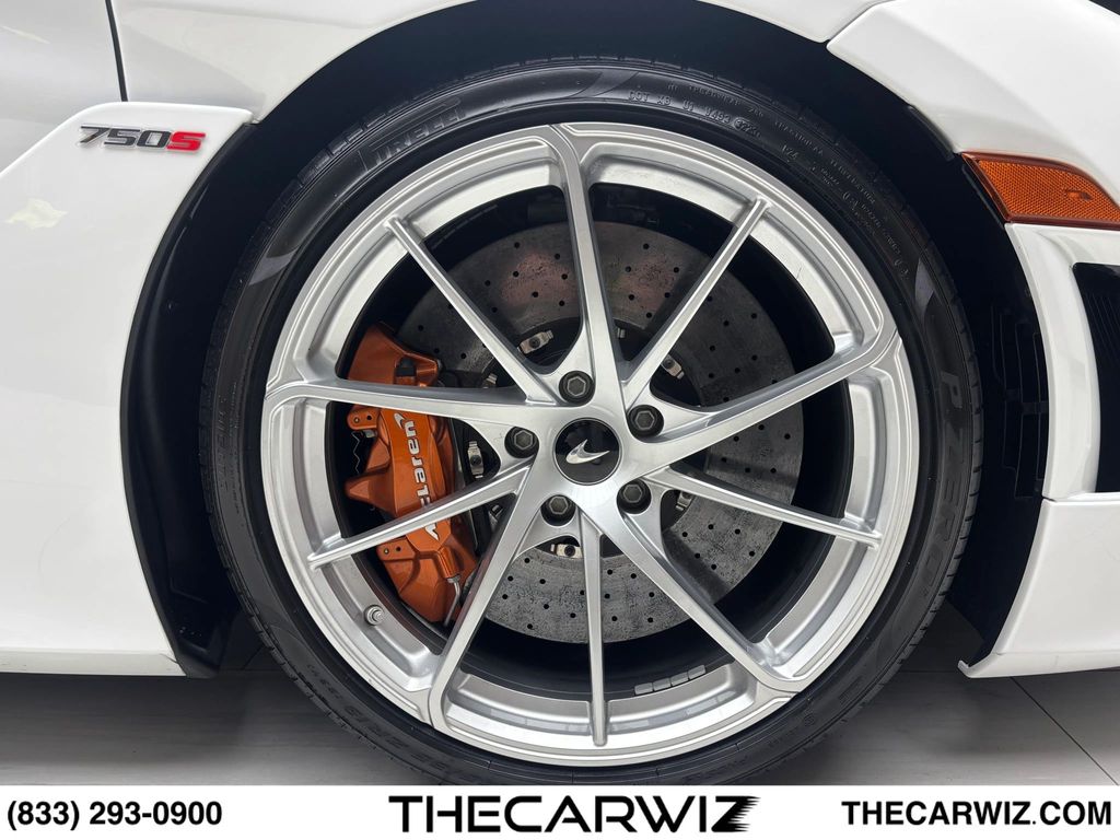 2024 McLaren 750S