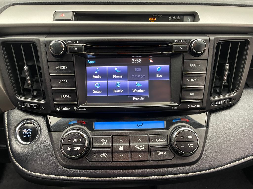 Thumbnail: 2018 Toyota RAV4 - 24