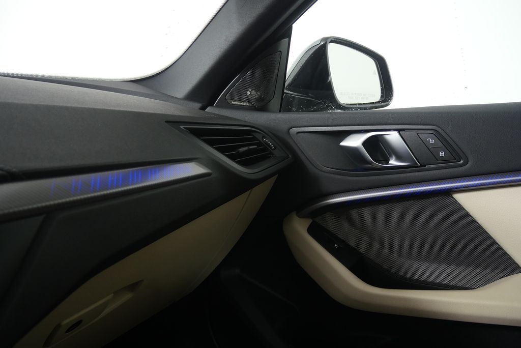 Thumbnail: 2024 BMW 2 Series - 30