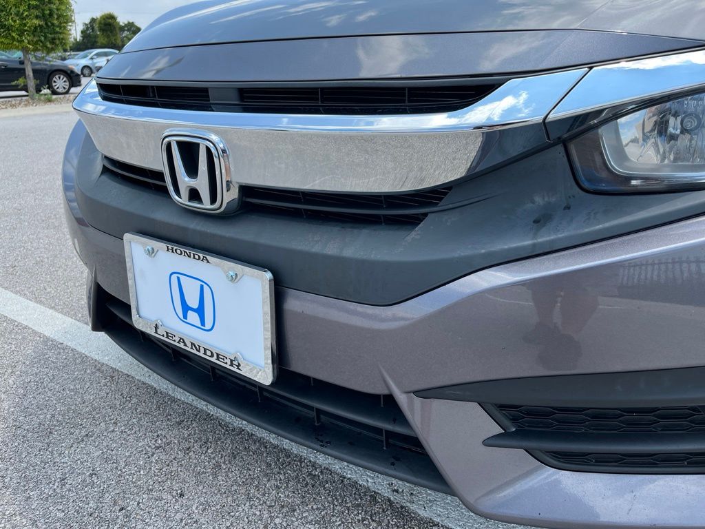 Thumbnail: 2017 Honda Civic - 14