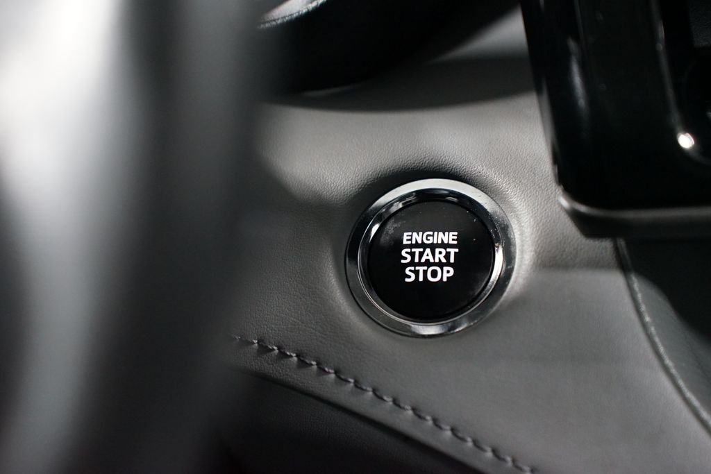 Thumbnail: 2023 Toyota Highlander - 23