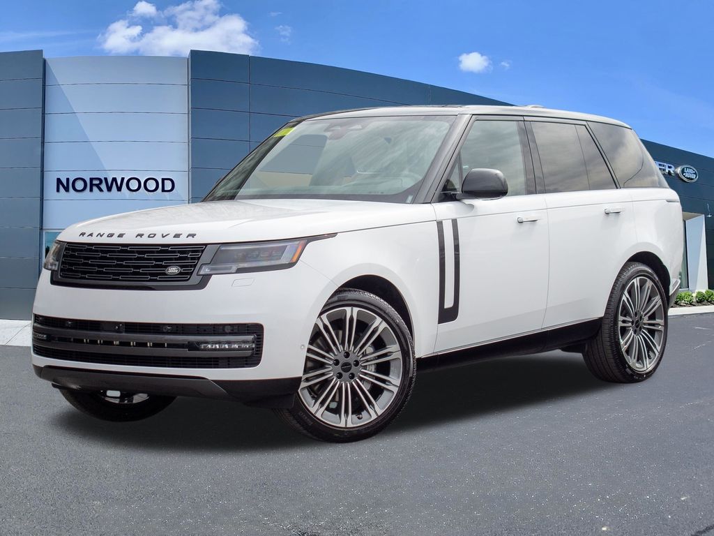 Ostuni Pearl Wht Prem Met 2026 Land Rover Range Rover P400 SE AWD SUV / Crossover All-Wheel Drive 8-Speed Automatic