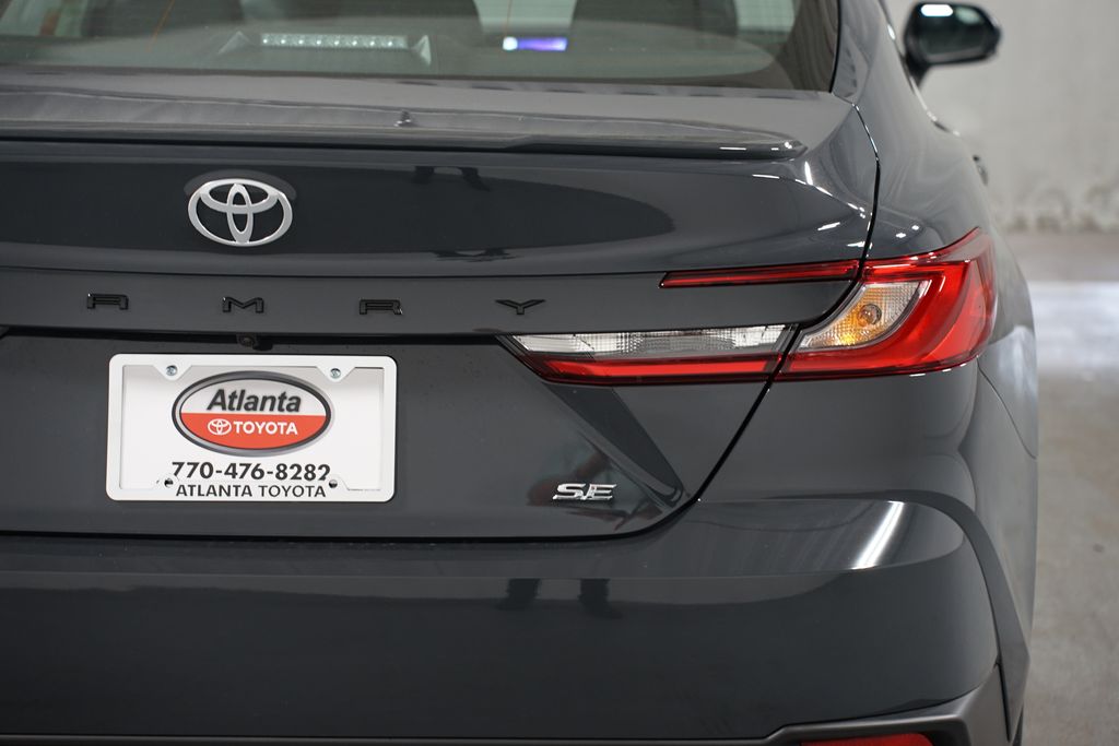 Thumbnail: 2025 Toyota Camry - 10
