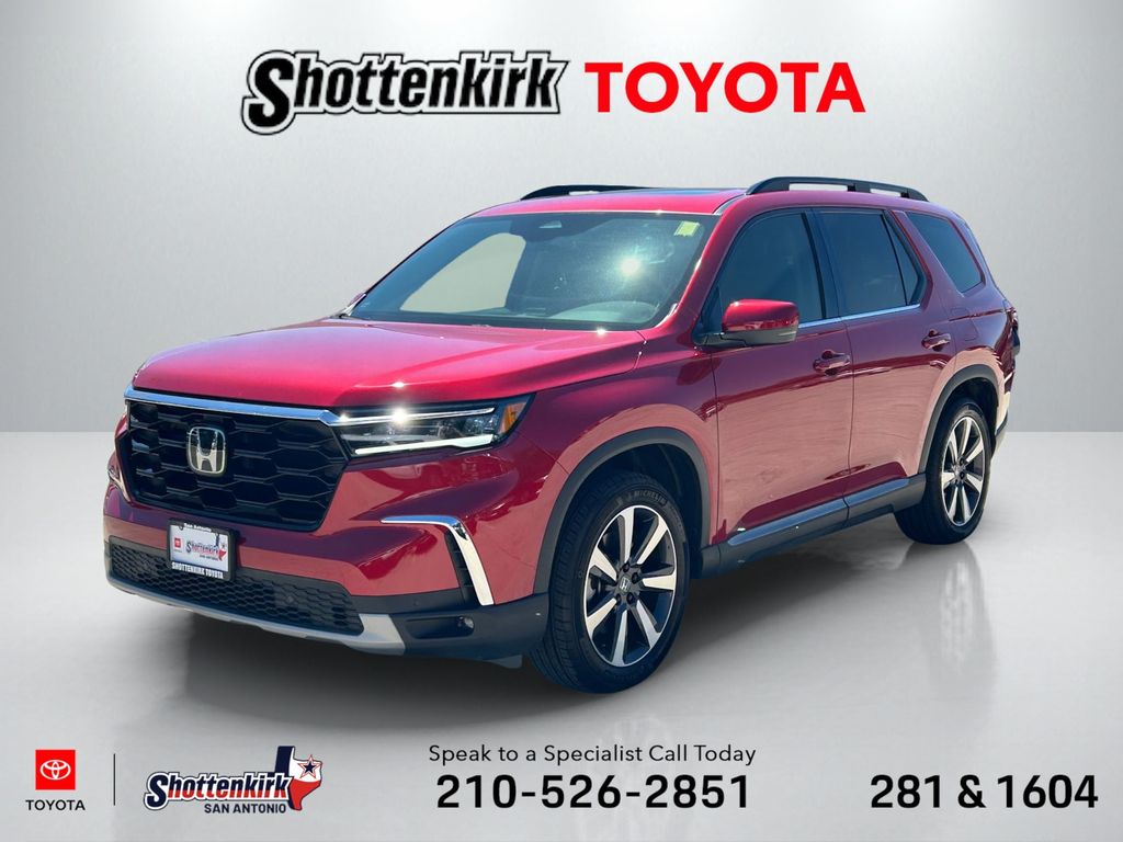 2024 Honda Pilot Touring 2WD's photo