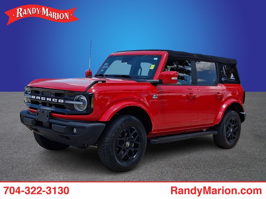 Race Red 2022 Ford Bronco SUV / Crossover Four-Wheel Drive Automatic