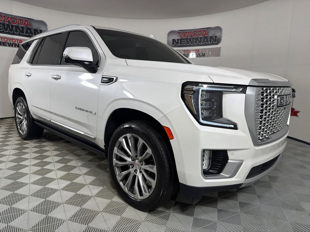 2022 GMC Yukon Denali 4WD