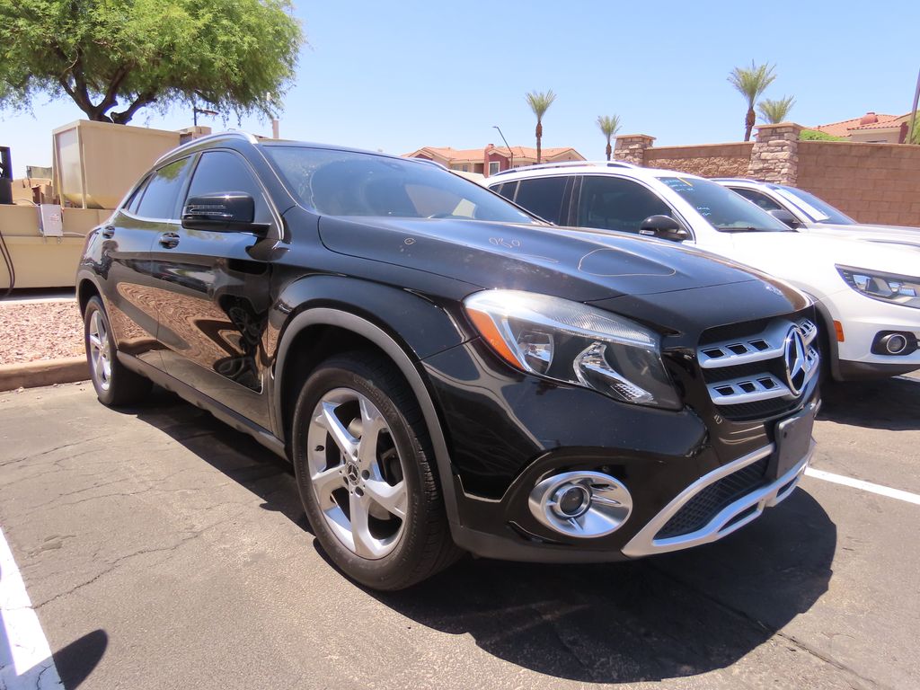 Thumbnail: 2018 Mercedes-Benz GLA - 2