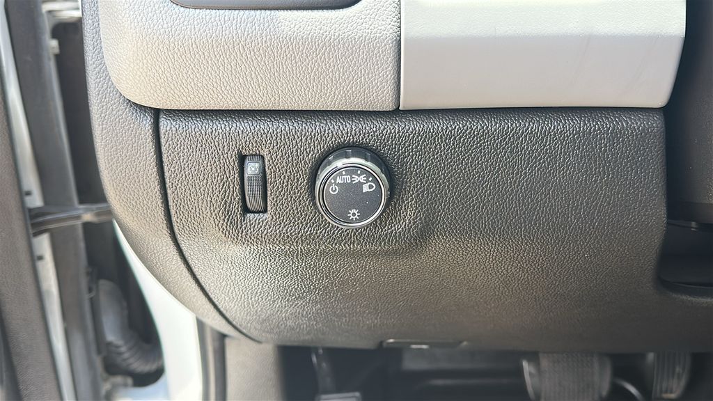 2021 Chevrolet Colorado Work Truck White at DeMontrond Auto Country