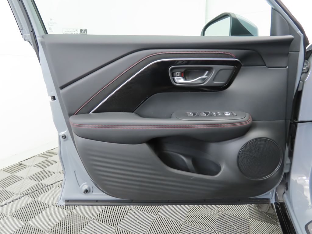 Thumbnail: 2025 Acura ADX - 26