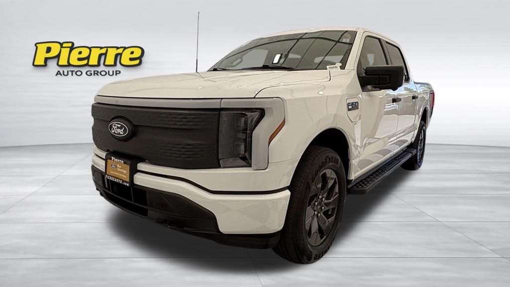 2024 Ford F-150 Lightning XLT SuperCrew AWD