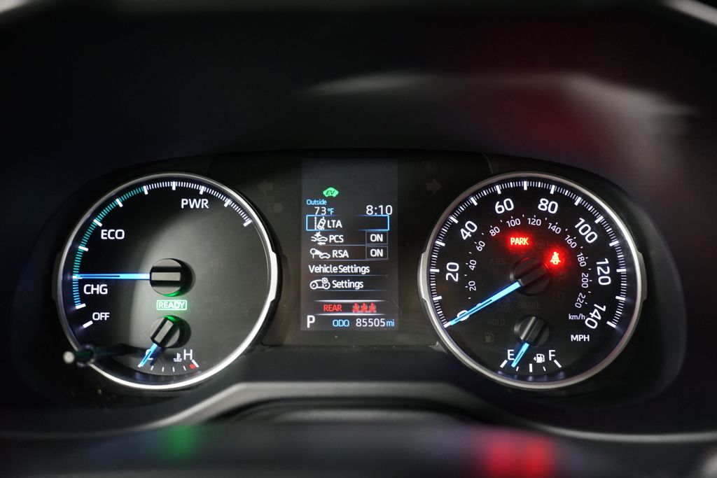 2021 Toyota RAV4 LE 15