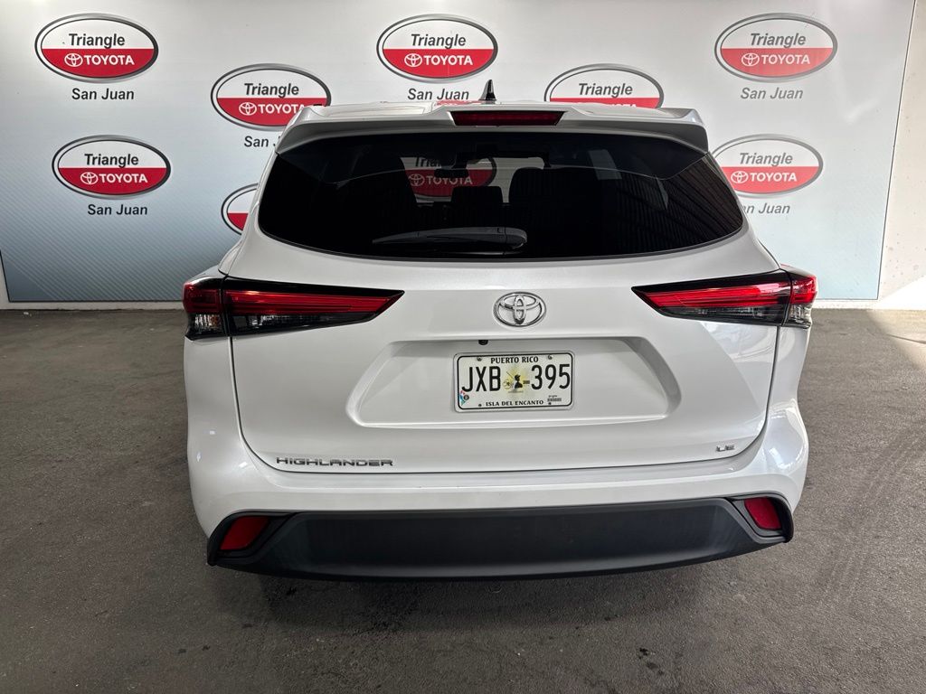 Thumbnail: 2022 Toyota Highlander - 5
