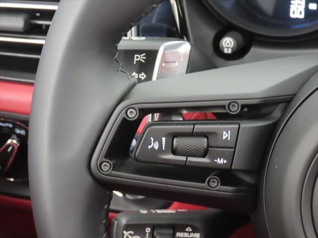 Thumbnail: 2026 Porsche Macan - 19