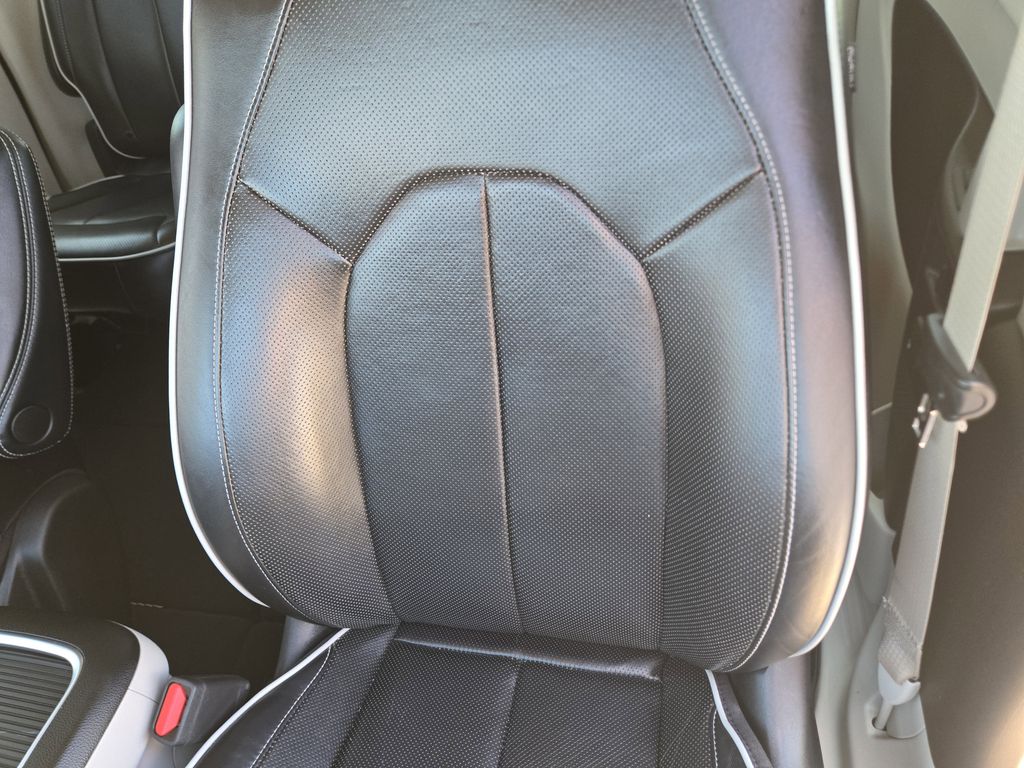 2022 Chrysler Pacifica Limited Black at Durrett Motor Company
