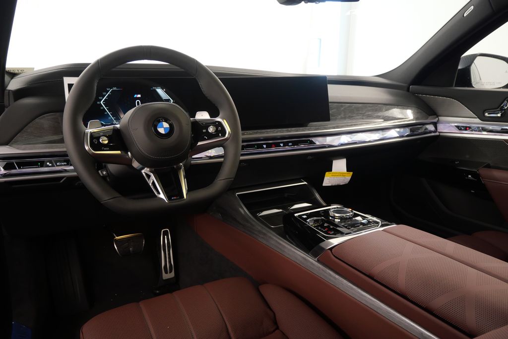 2025 BMW 7 Series 760i xDrive 20