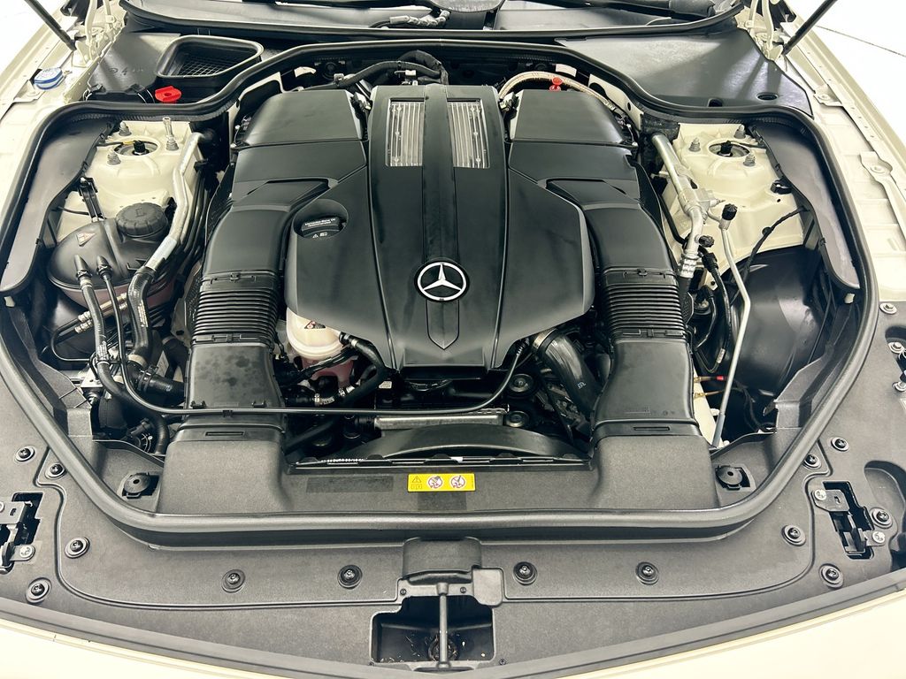 Thumbnail: 2017 Mercedes-Benz SL-Class - 23