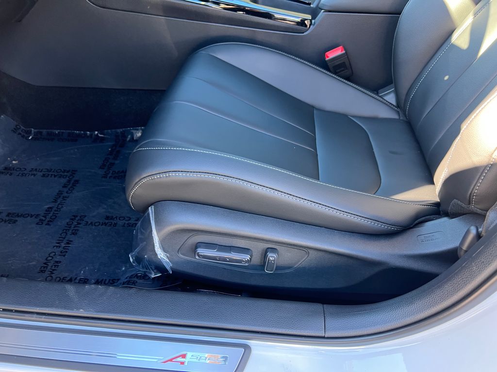 Thumbnail: 2026 Acura Integra - 15