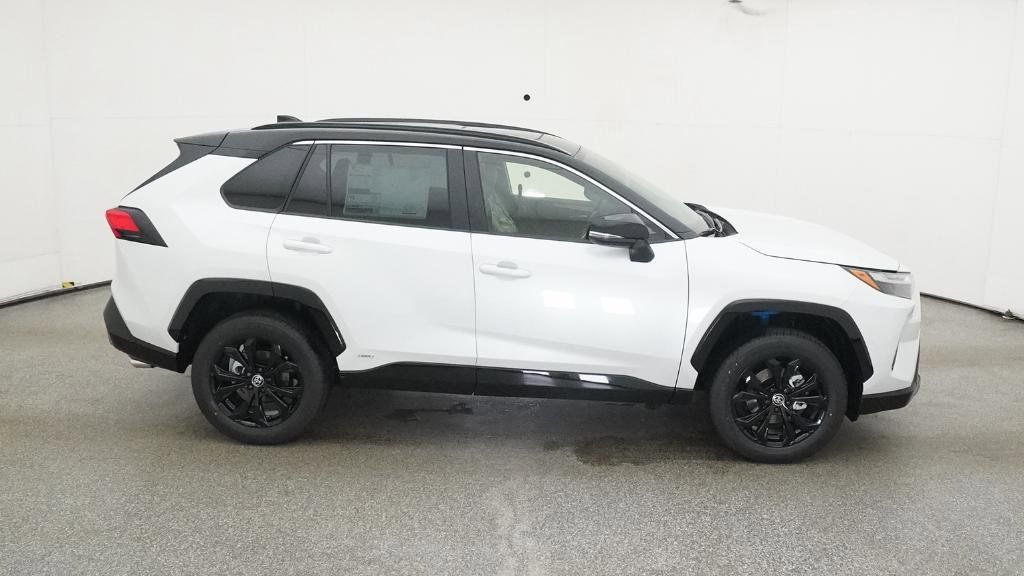 Thumbnail: 2025 Toyota RAV4 - 30