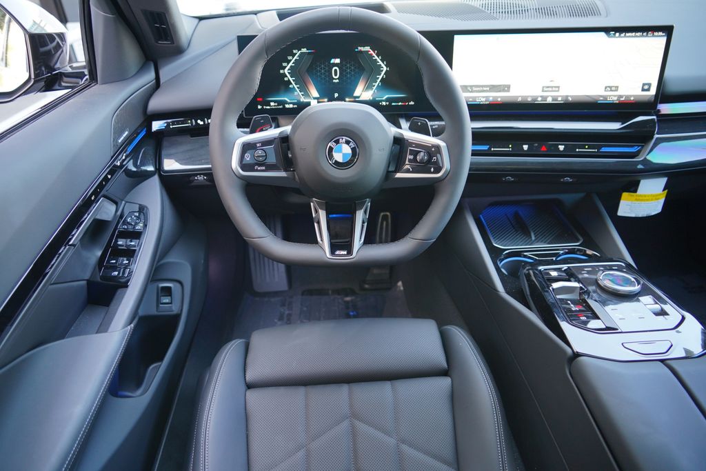 Thumbnail: 2026 BMW 5 Series - 15