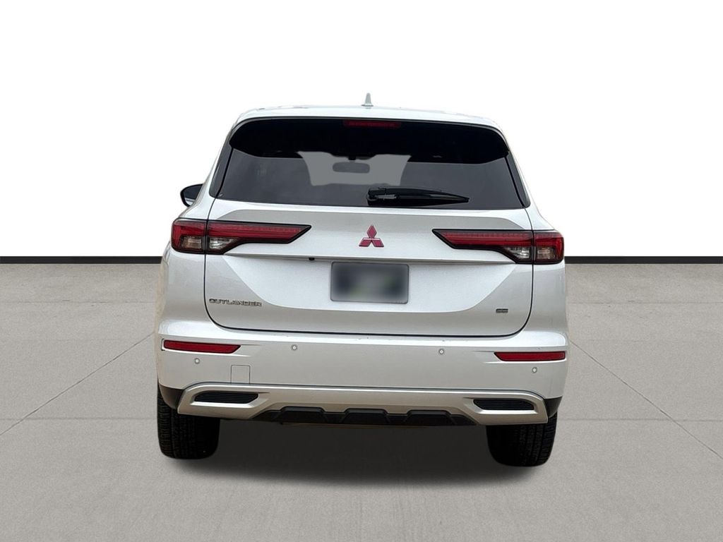 2022 Mitsubishi Outlander SE  at Emmons Autoplex