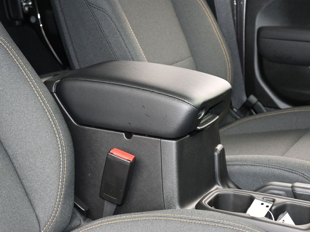 New 2026 Granite Crystal Metallic Clearcoat Jeep Sport image 36