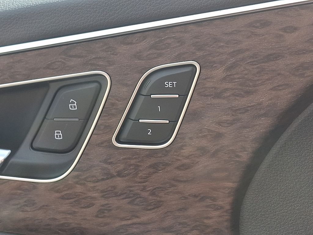 Thumbnail: 2026 Audi Q7 - 19