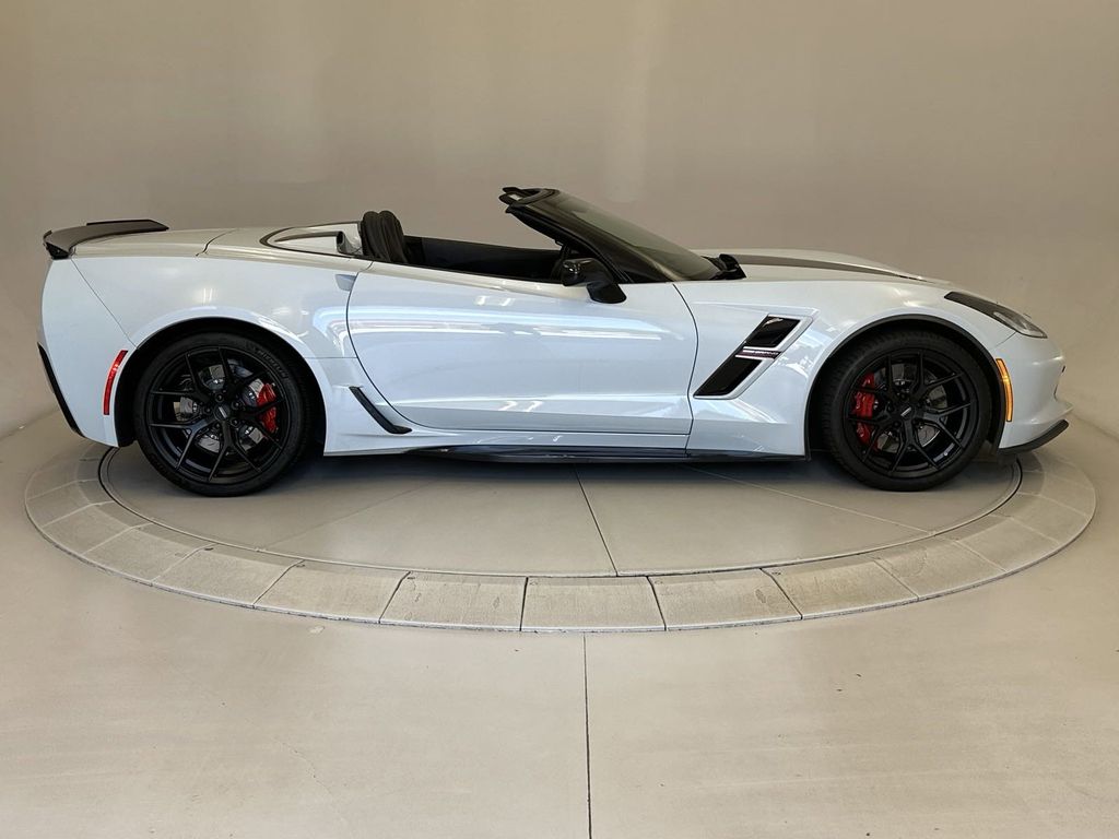 2019 Chevrolet Corvette Grand Sport 8