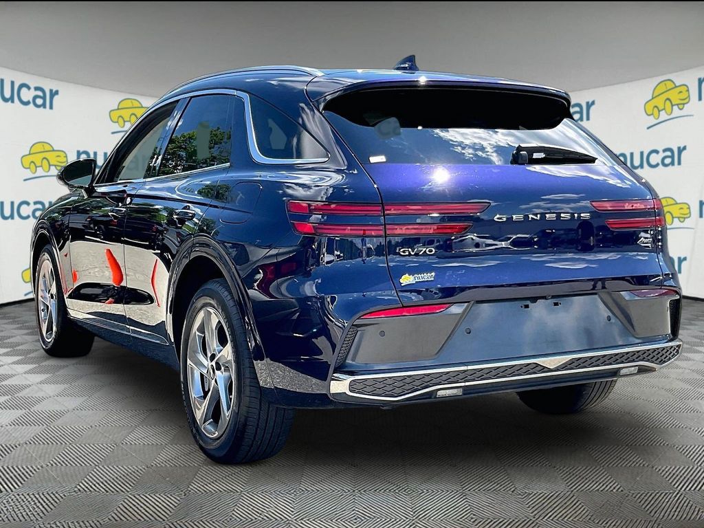 2026 Genesis GV70 — photo 4