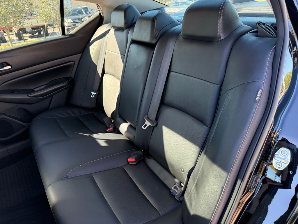 Thumbnail: 2019 Nissan Altima - 20