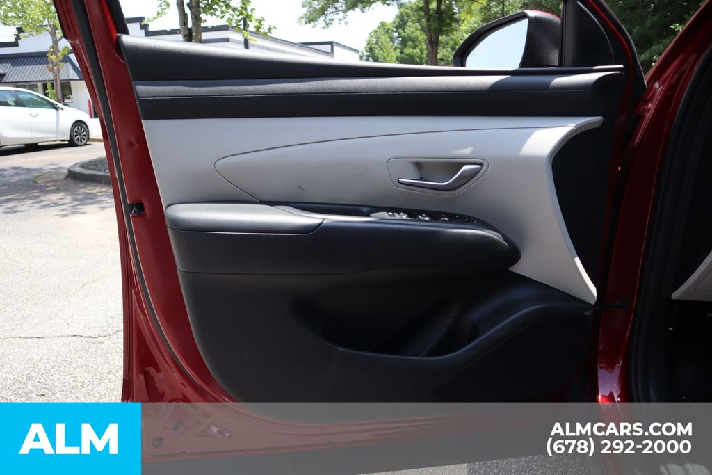 Used 2025 Red Hyundai SEL image 15