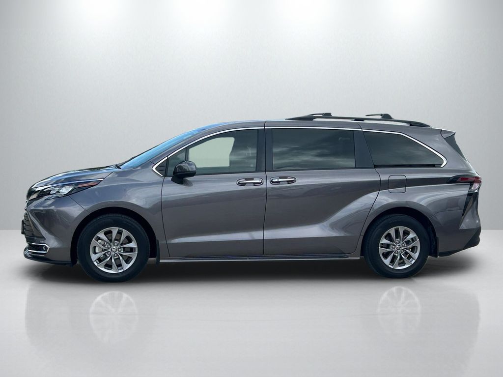Used 2024 Toyota Sienna Van