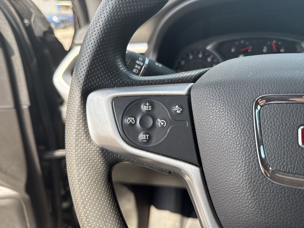 2022 GMC Acadia SLE Black at Wharton Ford