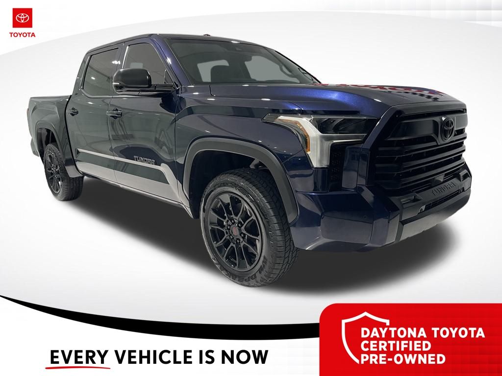 2024 Toyota Tundra SR5's photo