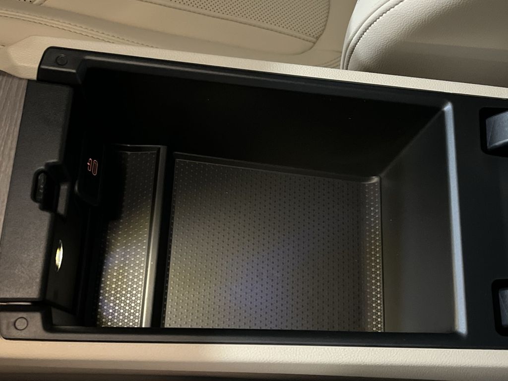 Thumbnail: 2025 BMW 3 Series - 21