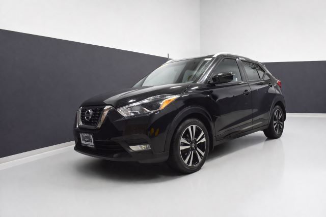 Super Black 2020 Nissan Kicks SR FWD SUV / Crossover Front-Wheel Drive Continuously Variable Transmission