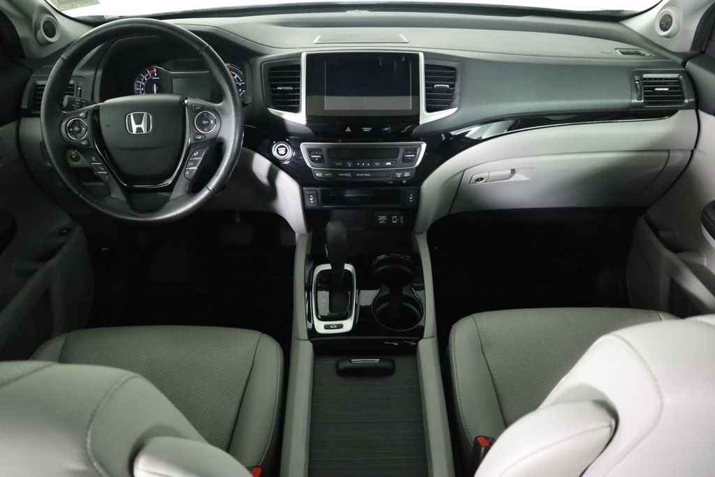2019 Honda Ridgeline RTL-E 13