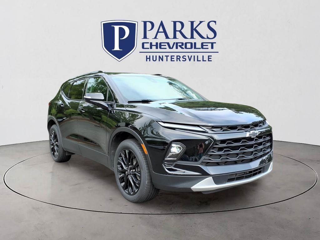 Black 2024 Chevrolet Blazer SUV / Crossover Front-Wheel Drive 9-Speed Automatic Overdrive