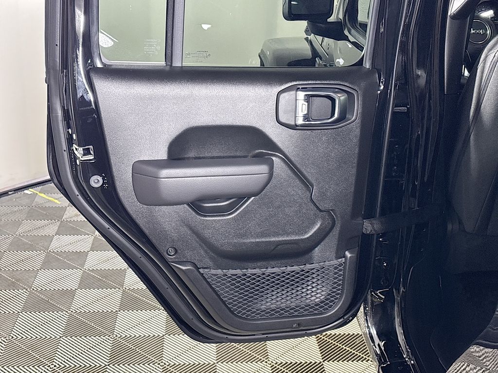 2026 Jeep Gladiator Sport S