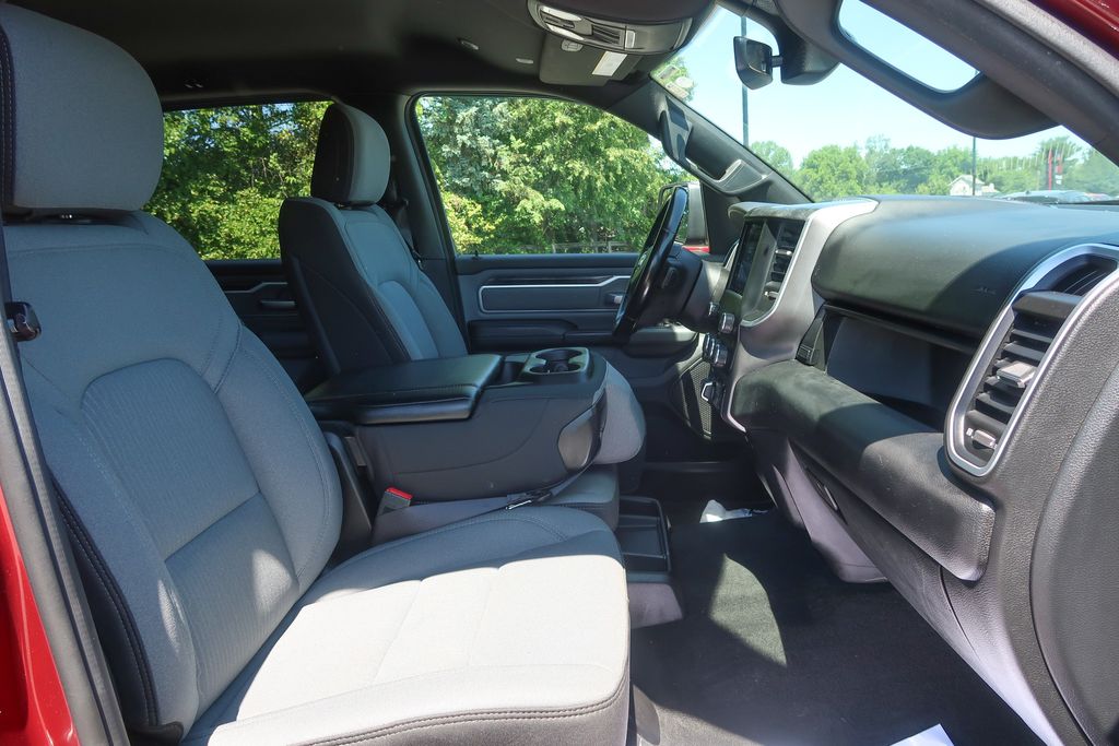 2021 Ram 1500 Big Horn Crew Cab 4x4 6'4" Box