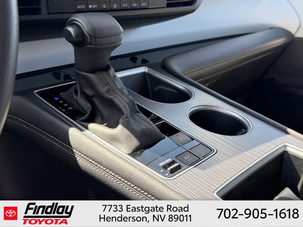 Used 2025 Toyota Sienna Van