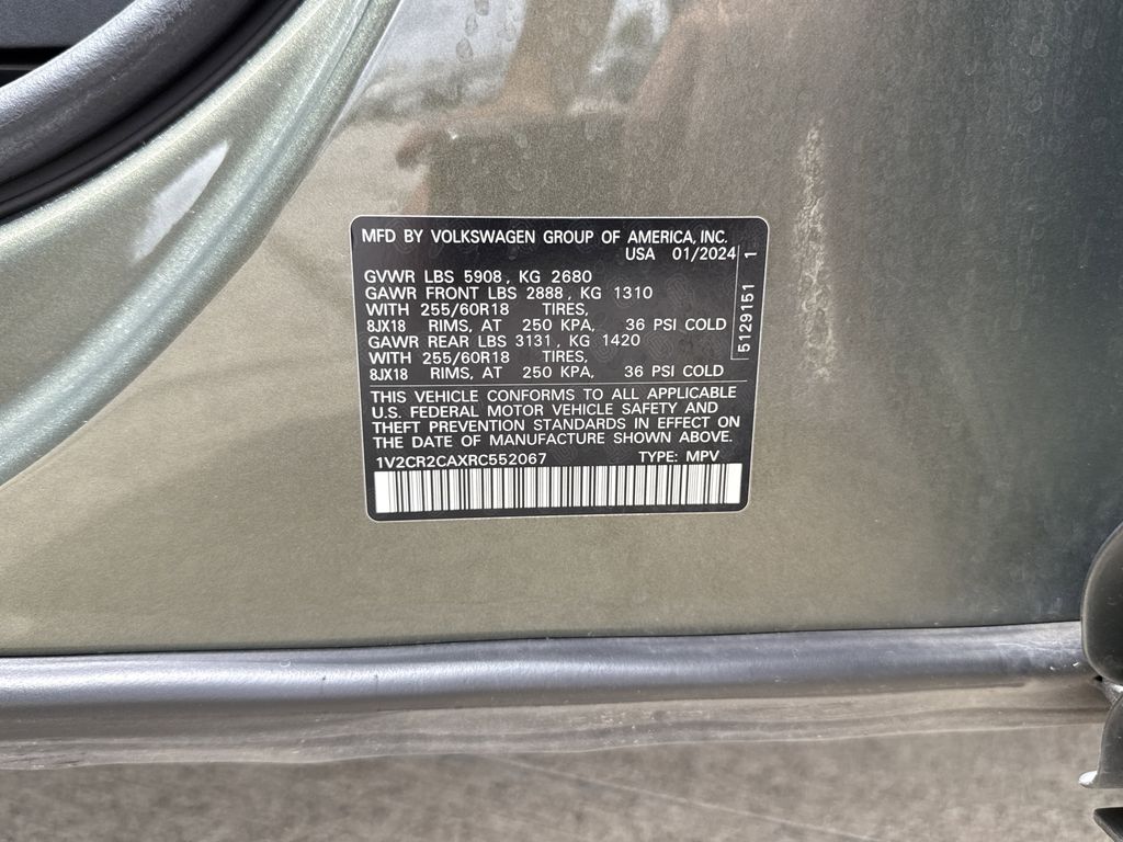 2024 Volkswagen Atlas 2.0T Peak Edition SE w/Technology Green at DeMontrond Ford